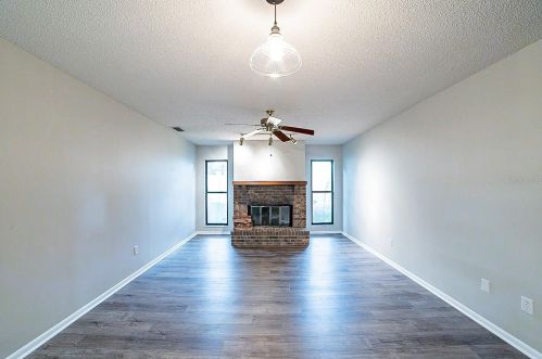 172 Wood Ridge Trl, Sanford FL  32771-8841 exterior