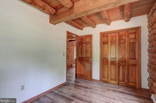 190 Royal Manor Rd, Easton PA  18042-8702 exterior