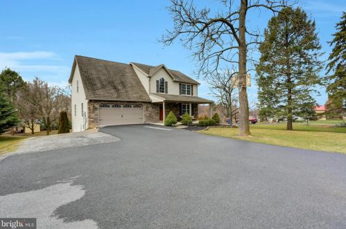 2132 Lindsay Lot Rd, Lees Cross Roads, PA 17257-8539