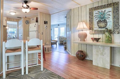 38 Le Mans Dr, Naples FL 34112-9126 exterior