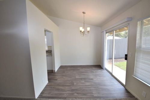 1040 Fallon Woods Way, Rio Linda CA  95673-2430 exterior