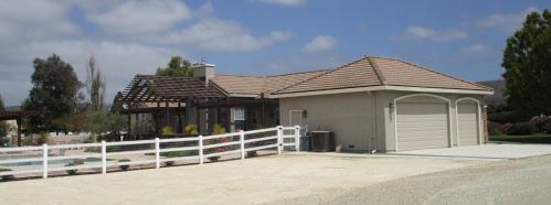 505 Caballo Ct, Hollister CA  95023-9055 exterior
