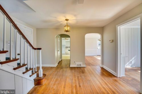 129 Township Line Rd, Norristown PA  19403-4352 exterior