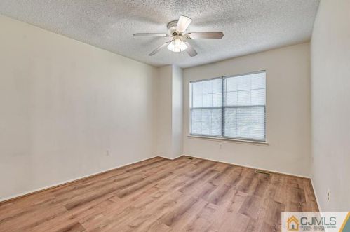 368 Bromley Pl, East Brunswick NJ  08816-5111 exterior