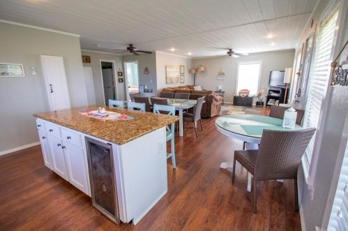 3922 1, Galveston TX exterior