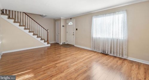 23 Richard Ave, Wilmington, DE 19805-2083