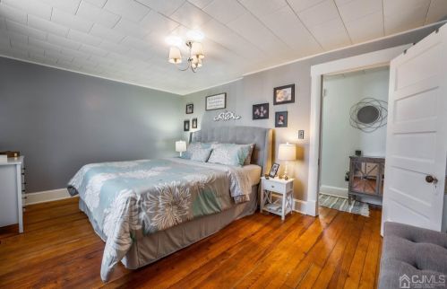 25 Hanson Ave, Perth Amboy NJ  08863-1730 exterior