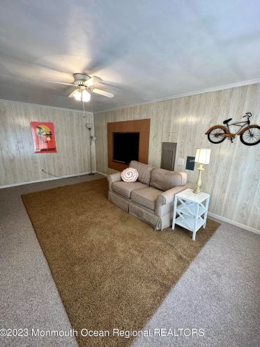 2125 Barnegat Blvd, Point Pleasant Beach NJ  08742-4933 exterior