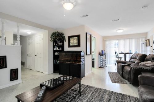 6113 Ardenwood Ct, Orlando, FL 32808-4228