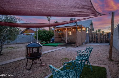 2233 9th St, Phoenix AZ 85006-1050 exterior