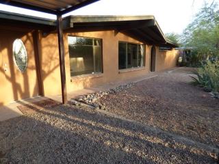 917 Alamo Ave, Tucson, AZ 85711-1622