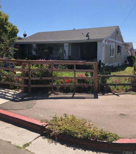 538 Massachusetts Ave, Vista, CA 92084-5026