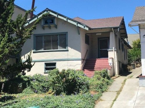305 Hanover Ave, Oakland, CA 94606-1372