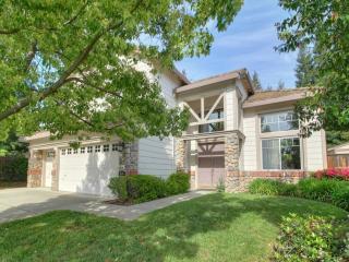 304 Dillon Ct, Roseville, CA 95747-8511
