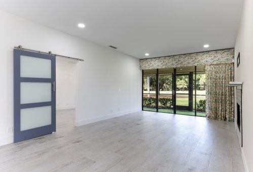 162 Old Meadow Way, West Palm Beach, FL 33418-3753