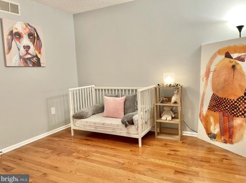 76 Shrewsbury Pl, Princeton NJ  08540-6315 exterior