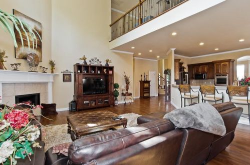 1101 Chesapeake Dr, Midlothian TX exterior