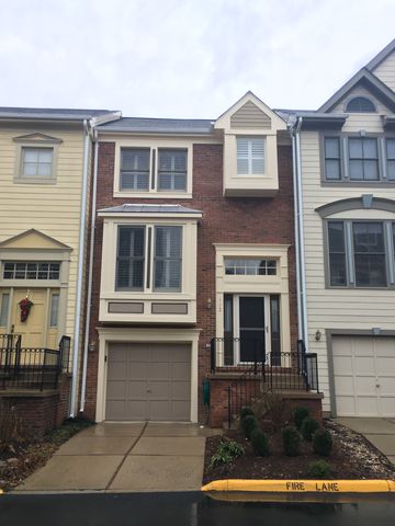 112 Meherrin Ter, Leesburg, VA 20175-2720