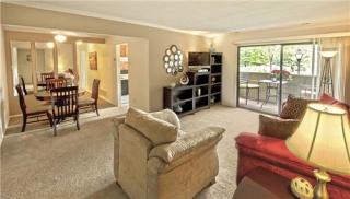 3345 Circle Brook Dr, Roanoke VA  24018-8201 exterior