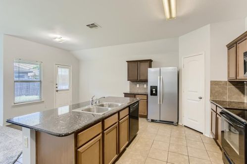 3015 Glenrose Dr, Seagoville TX  75159-1432 exterior