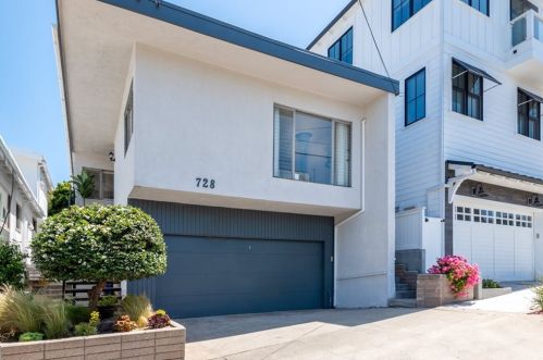 728 13th St, Manhattan Beach, CA 90266-4835