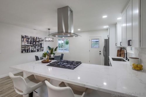 1839 Yettford Rd, Vista CA  92083-7728 exterior