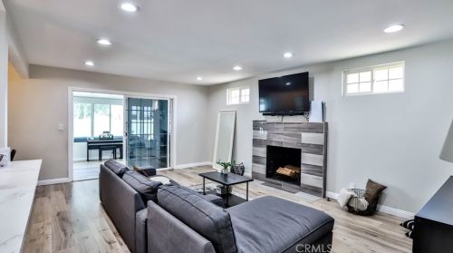 8469 Santa Fe Dr, Buena Park CA  90620-3132 exterior