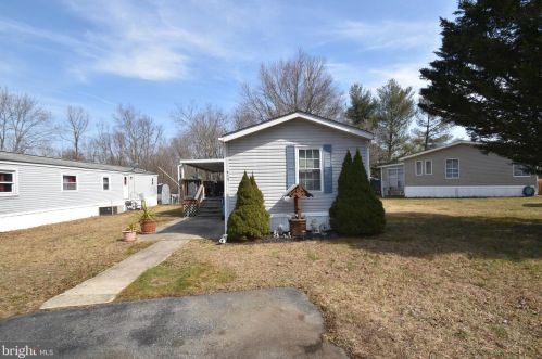 418 Taylor St, Bear, DE 19701-2217