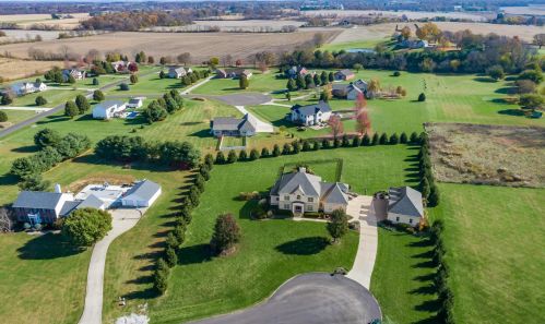 4176 Ashbury Dr, Carroll OH  43112-9418 exterior