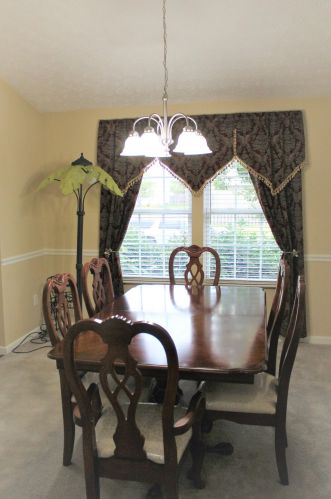 1052 Legacy Ln, Pataskala OH  43062-8078 exterior