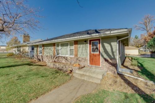 7018 Fairview Ave, Minneapolis, MN 55428-4352