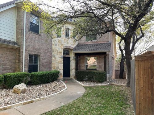 13109 Appaloosa Chase Dr, Austin TX  78732-1974 exterior