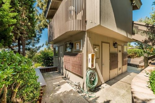155 Rosebay Dr, Encinitas CA  92024-3333 exterior