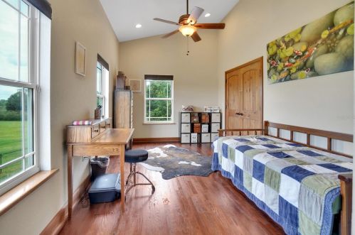 8340 Pinecone Dr, Lakeland FL  33809-1632 exterior