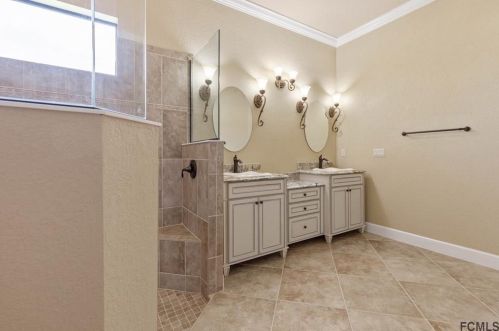 707 Woodbridge Ct, Ormond Beach FL  32174-1032 exterior