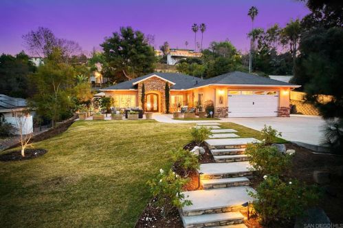 8975 Highfield Ave, La Mesa, CA 91941-5411