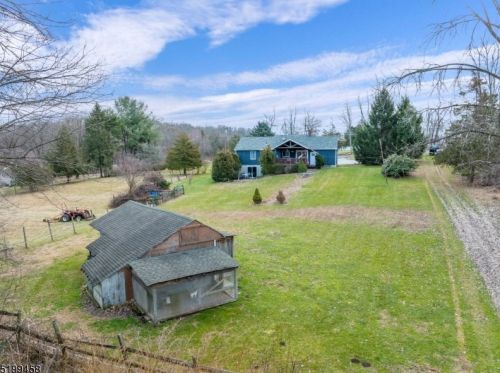 225 Beaver Run Rd, Lafayette, NJ 07848-3138