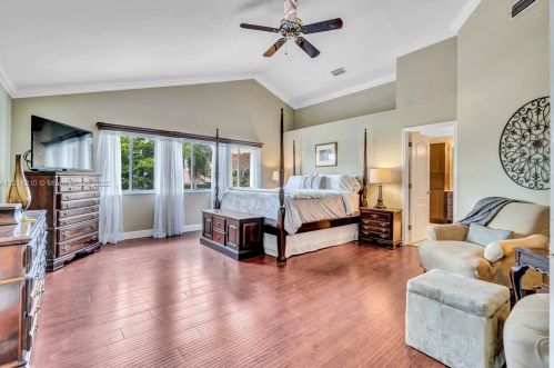 1122 195 Ave, Hollywood FL 33029-3272 exterior