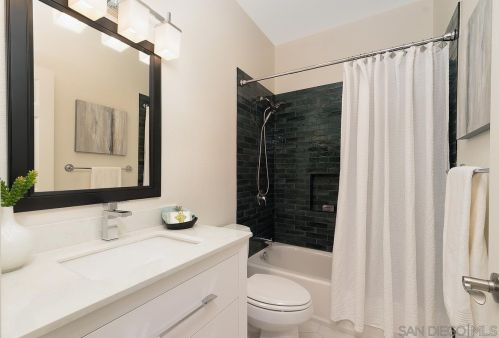 3928 Iowa St, San Diego CA 92104-2606 exterior