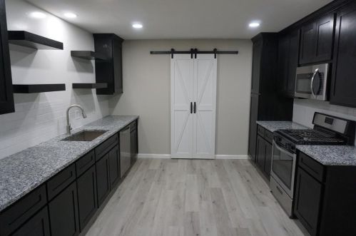 733 Schilder Dr, Fort Worth, TX 76114-3214