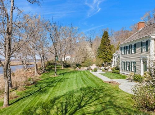 82 Neck Rd, Lyme, CT 06371-1424