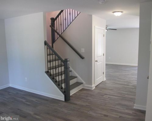 61 Lee St, Montross VA  22520-2776 exterior