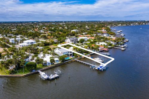 8008 Flagler Ct, West Palm Beach, FL 33405-5014