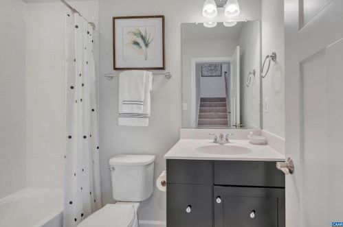 5985 Mccomb St, Crozet VA  22932-3023 exterior