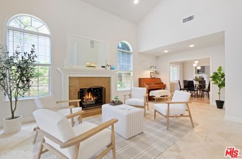 2278 230th Pl, Torrance, CA 90501-5201