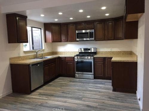 1105 Grieb Dr, Pismo Beach, CA 93420-1804