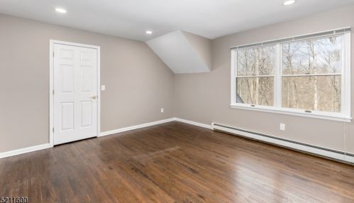 9 Natale Dr, Sparta NJ  07871-3032 exterior