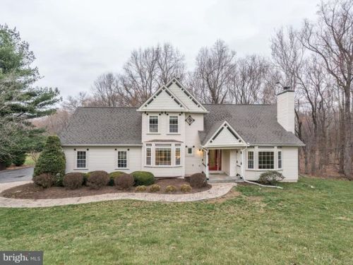 11002 Burywood Ln, Herndon, VA 20194-1408