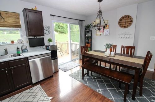 1234 Gneiss Dr, Mc Donald PA  15057-3561 exterior