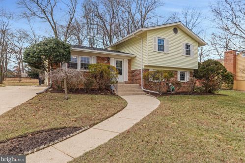 6106 Rivanna Dr, Springfield VA  22150-1338 exterior